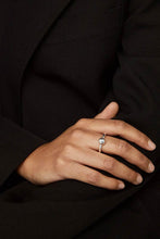 Load image into Gallery viewer, PEARL RING ONE / POLISHED SILVER