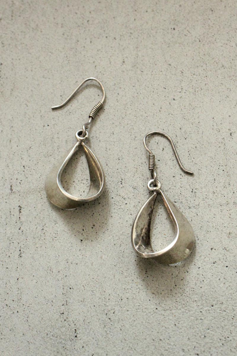 925 SILVER EARRINGS / SILVER