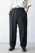 Load image into Gallery viewer, VISCOSE WOOL STRETCH EASY PANTS / BLACK