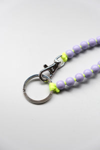 PERLEN LONG KEYHOLDER / LILAC-NEONYELLOW