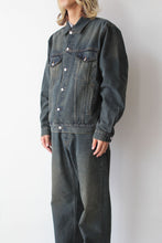 Load image into Gallery viewer, BOLD DENIM JACKET / DIRTY GREEN TINT