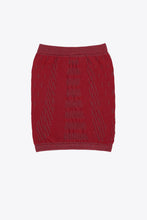 Load image into Gallery viewer, GOLM DRYARN SEAMLESS NECK WARMER / DARK RED