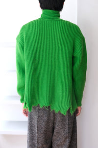 WOOL BROKEN KNIT HIGH NECK SWEATER / GREEN