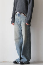 Load image into Gallery viewer, SKID JEANS / MID BLUE DIRTY