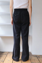 Load image into Gallery viewer, WIND ELASTIC TROUSER / BLACK 
