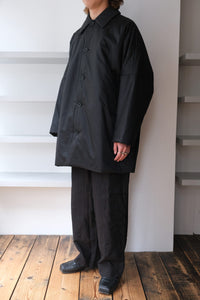 TRIANGLE COAT-LACQUED / BLACK