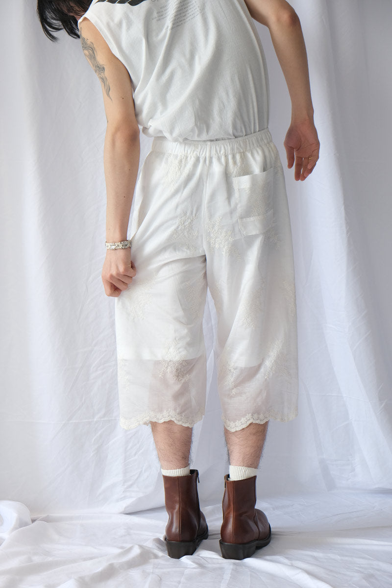 FRILL SHORTS / IVORY BLOOM ETHEREAL VELI