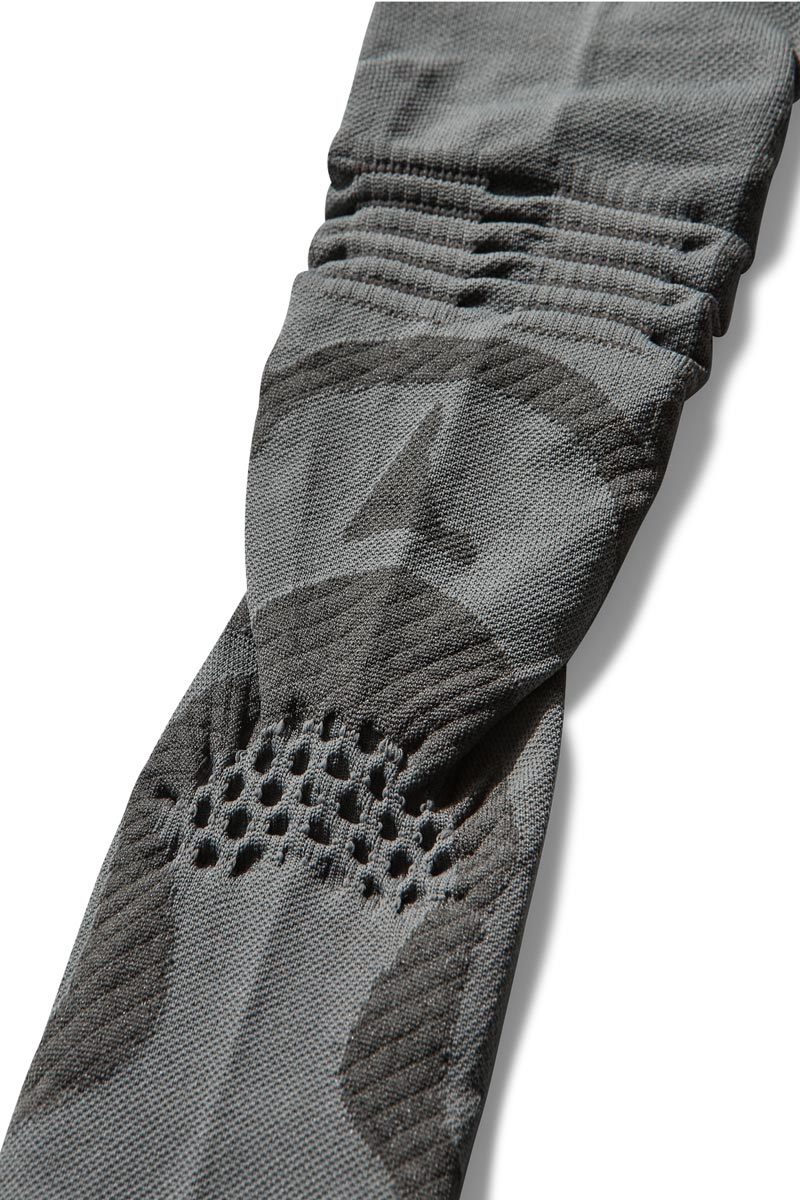 BONES LOGO Q-SKIN® TECHNICAL SOCKS / GREY