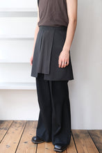 Load image into Gallery viewer, SUPER140 WRAP GURKHA SKIRT .12 / TENEBROSO GREY