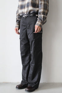 TACTICAL CARGO / BLACK HIGH GLOSS SATEEN