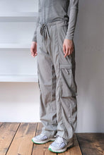Load image into Gallery viewer, SESE CARGO PANTS / GREY