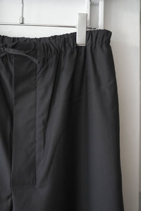 S17 NO.288 FINE WOOL DRAWSTRING TROUSERS / BLACK HERRINGBONE [金沢店]