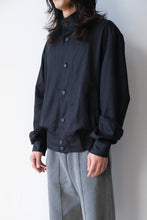 Load image into Gallery viewer, MOCK BOMBER / DRAPING BLACK LYOCELL
