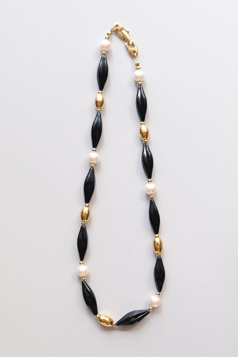 PEARL AND GOLD FILLED NECKLACE / GOLD