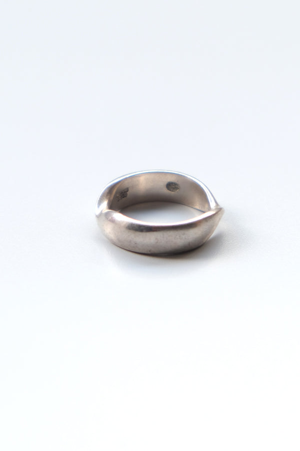 GEORG JENSEN | MODEL NUMBER 309 DESIGNED BY 'KIM NAVER' STERLING SILVER RING / SILVER