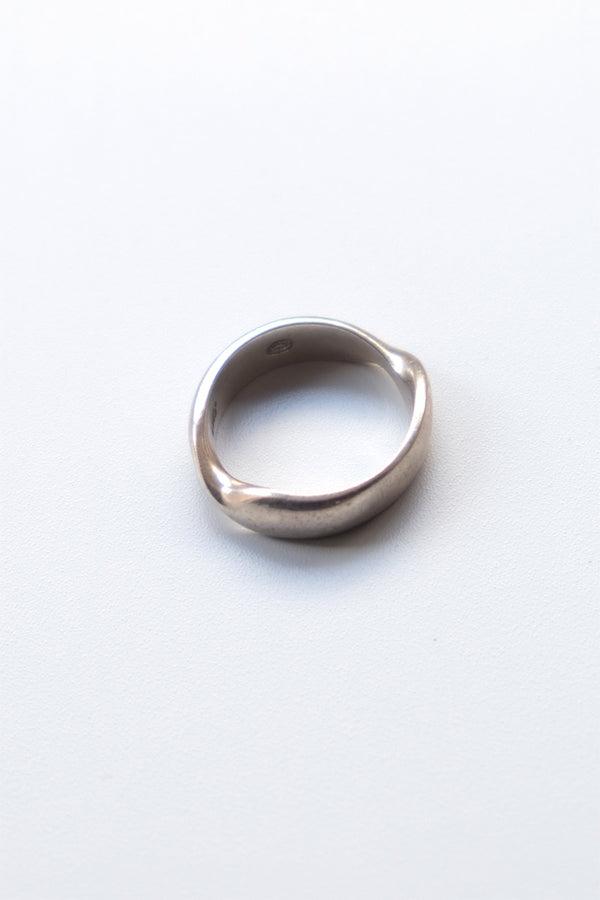 GEORG JENSEN | MODEL NUMBER 309 DESIGNED BY 'KIM NAVER' STERLING SILVER RING / SILVER