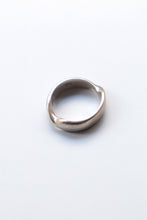 Load image into Gallery viewer, MODEL NUMBER 309 DESIGNED BY &#39;KIM NAVER&#39; STERLING SILVER RING / SILVER