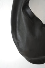 Load image into Gallery viewer, S17 NO.250 CROSSED LEATHER BAG / BLACK [金沢店]