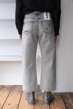 Load image into Gallery viewer, DROP JEANS / GREY VINTAGE