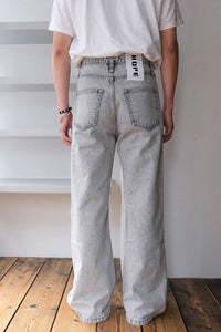 SKID JEANS / LT GREY STONE