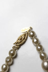 PEARL NECKLACE / GOLD