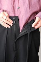 Load image into Gallery viewer, HEAVY WOOL GABARDINE FLARE EASY TROUSERS .12 / BLACK