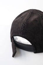 Load image into Gallery viewer, CORDUROY CAP / BLUE 