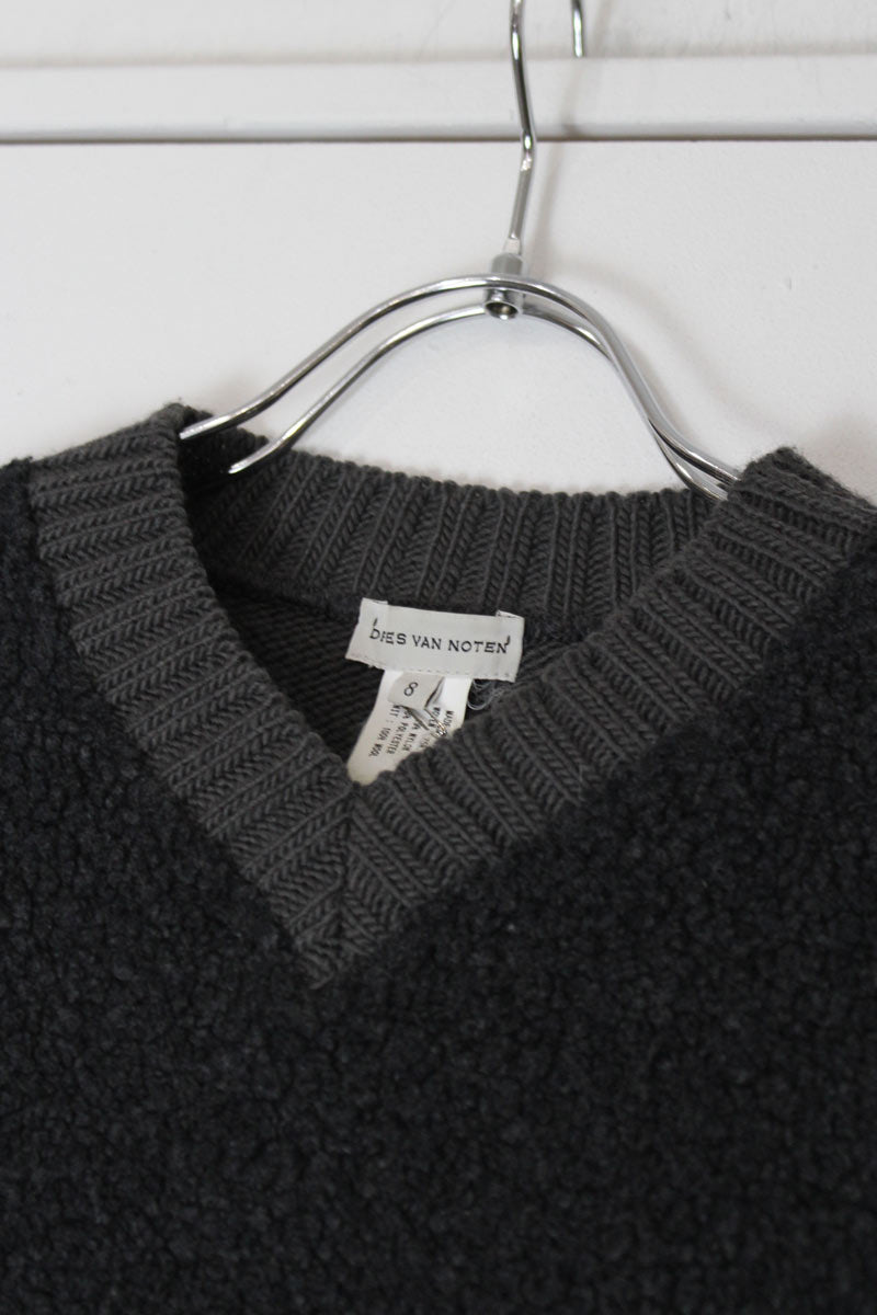 DRIES VAN NOTEN | 브이넥 크롭 스웨터 / 차콜/그레이 [USED]
