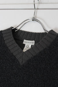 DRIES VAN NOTEN | V-NECK CROPPED SWEATER / CHARCOAL/GRAY [USED]