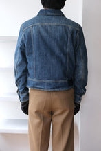 Load image into Gallery viewer, TRUCKER JACKET / VINTAGE DENIM