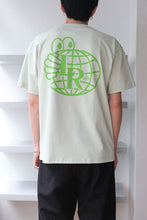 画像をギャラリービューアに読み込む, ATRAS MONOGRAM TEE / GREEN TINT/NEON