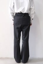 Load image into Gallery viewer, WOOL TRICOTINE FLARE / GRAY [金沢店]