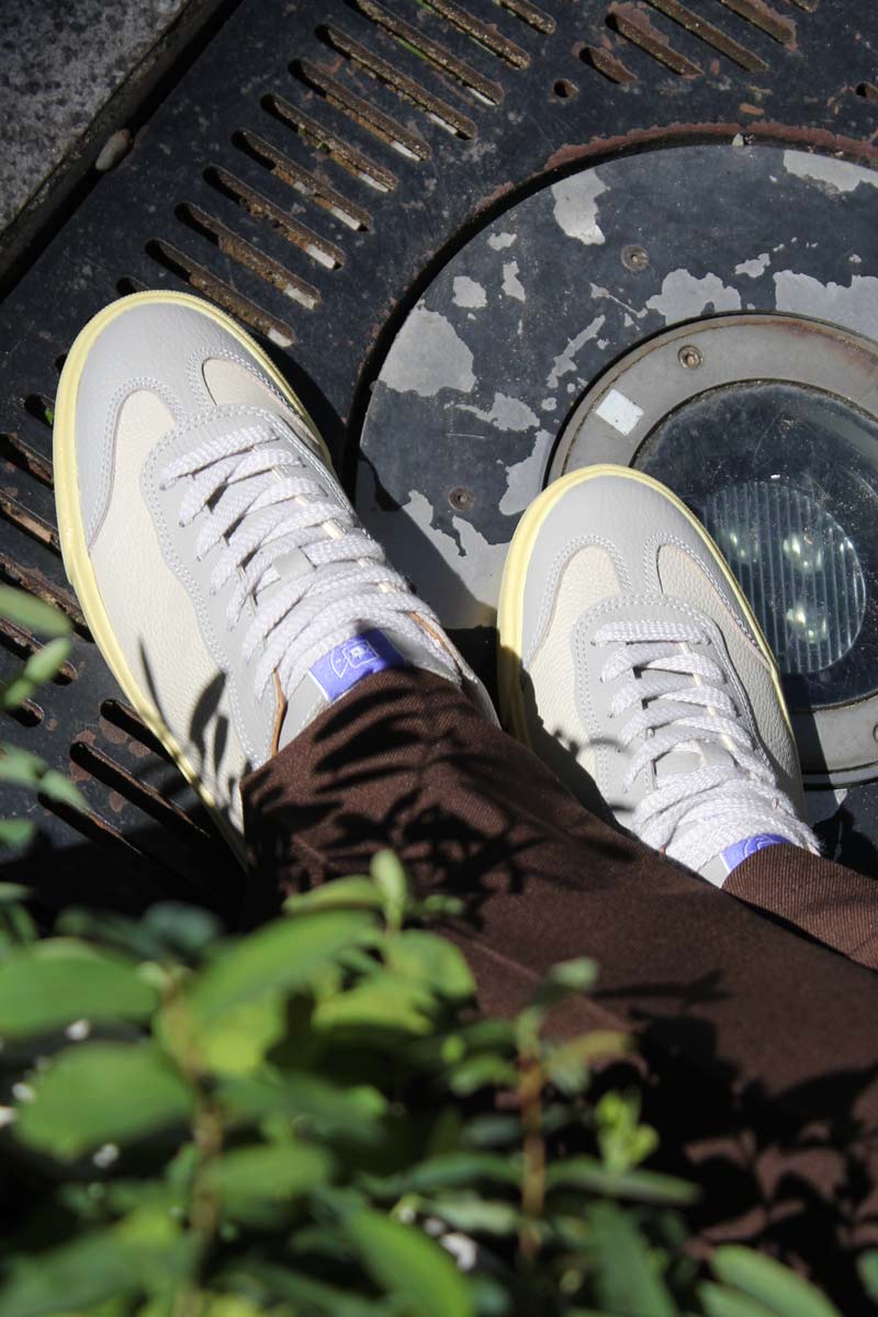 LAST RESORT AB | VVM004 MILIC LEATHER / DOVE GREY/NICOTINE