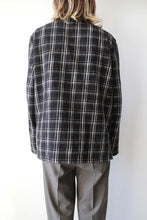 Load image into Gallery viewer, HAVEN JACKET / BLACK/WHITE HELIX FLANNEL