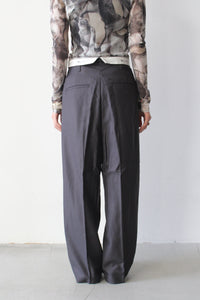 MARVELT 2TUCK SLACKS / CHARCOAL