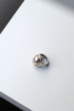 Load image into Gallery viewer, MODEL NUMBER 46A SILVER 925 RING / SILVER