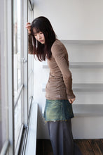 画像をギャラリービューアに読み込む, HIGH TWIST JERSEY DISTORTED L/S TEE / DUSTY BROWN