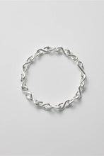 Load image into Gallery viewer, S BRACELET THIN / POLISHED SILVER
