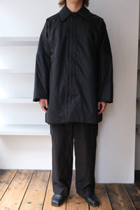 TRIANGLE COAT-LACQUED / BLACK