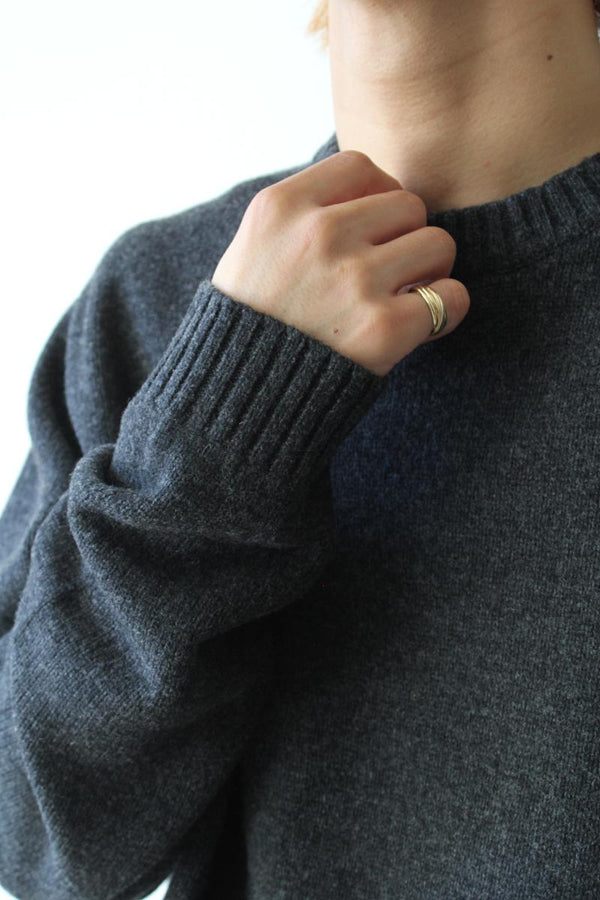 KNIT SWEATER / BLACK