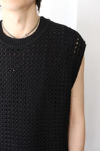 Load image into Gallery viewer, LILY YARN MESH KNIT VEST / BLACK