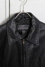 Load image into Gallery viewer, JACLYN SMITH | 90&#39;S LEATHER JACKET [USED]