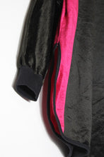 Load image into Gallery viewer, SYMMETRY | 80&#39;S L/S VELOUR SWEATSHIRT [USED]