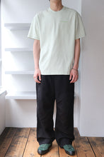 画像をギャラリービューアに読み込む, ATRAS MONOGRAM TEE / GREEN TINT/NEON