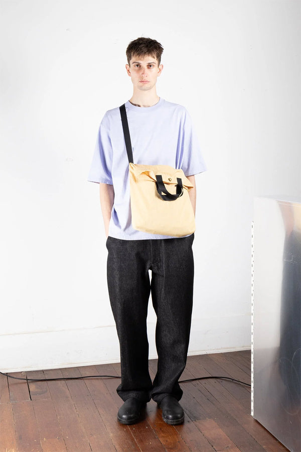 R16 BAG-1 / SAND NYLON