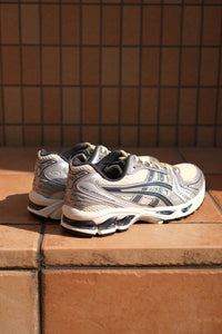 GEL-KAYANO 14 / OYSTER WHITE/STEEPLE GRAY [神戸店]