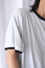 Load image into Gallery viewer, SHEER COTTON REVERSIBLE TEE / WHITE×BLACK