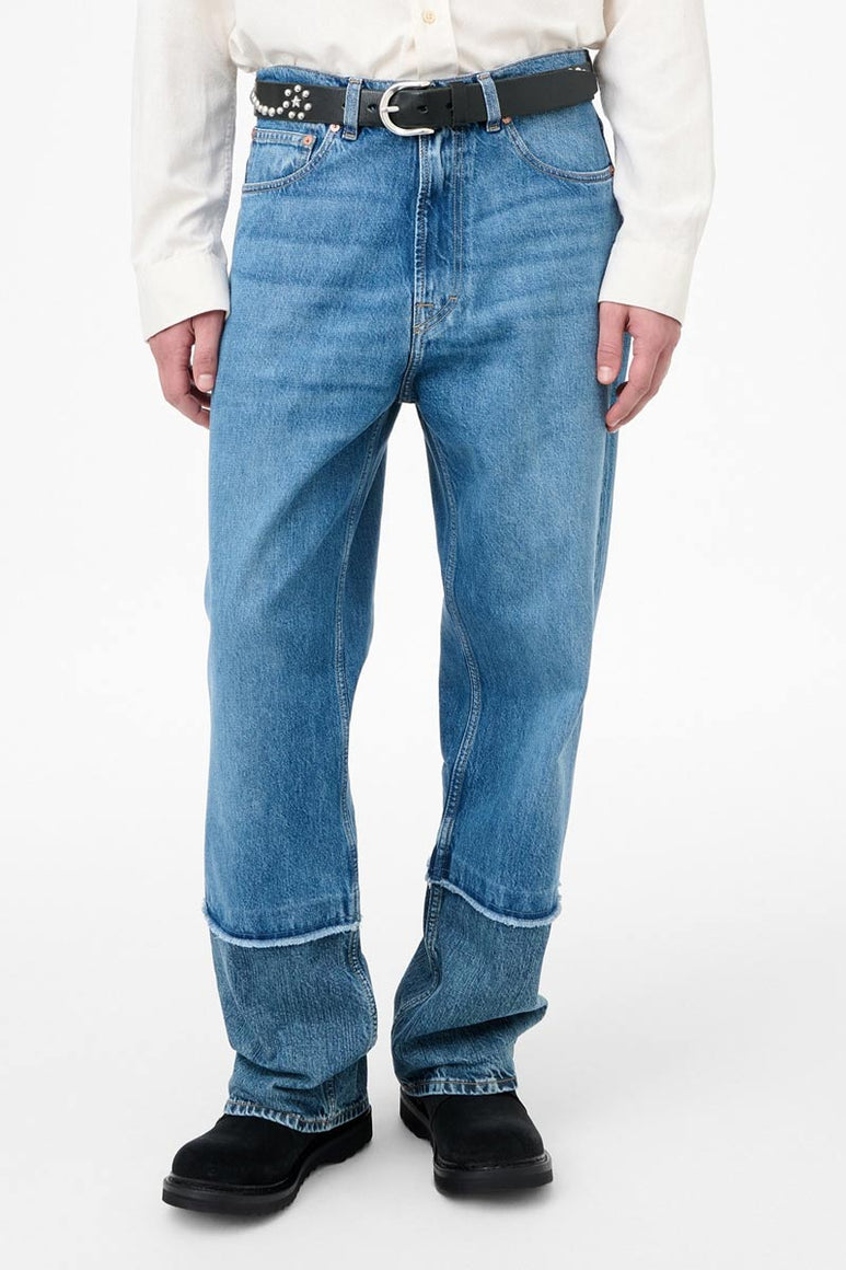 THIRD CUT / SHELLY WASH