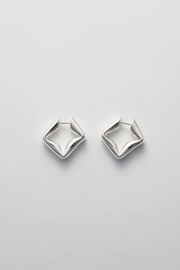 STRAW EARRINGS SMALL SINGLE / 925 STERLING SILVER [Arriving April]