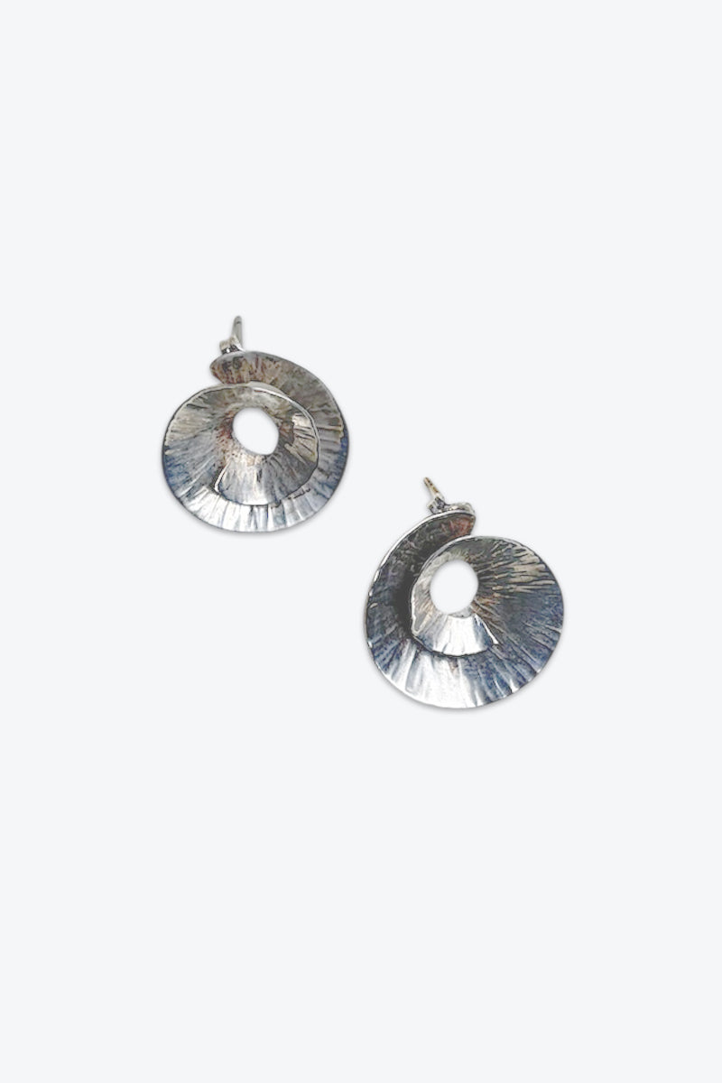 STERLING SILVER EARRINGS / SILVER